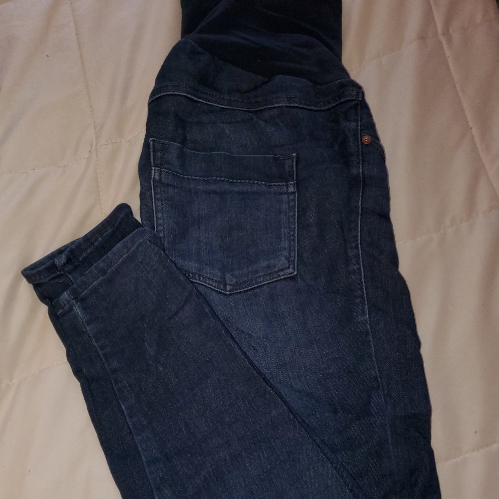 EUC A Pea in the pod maternity jeans